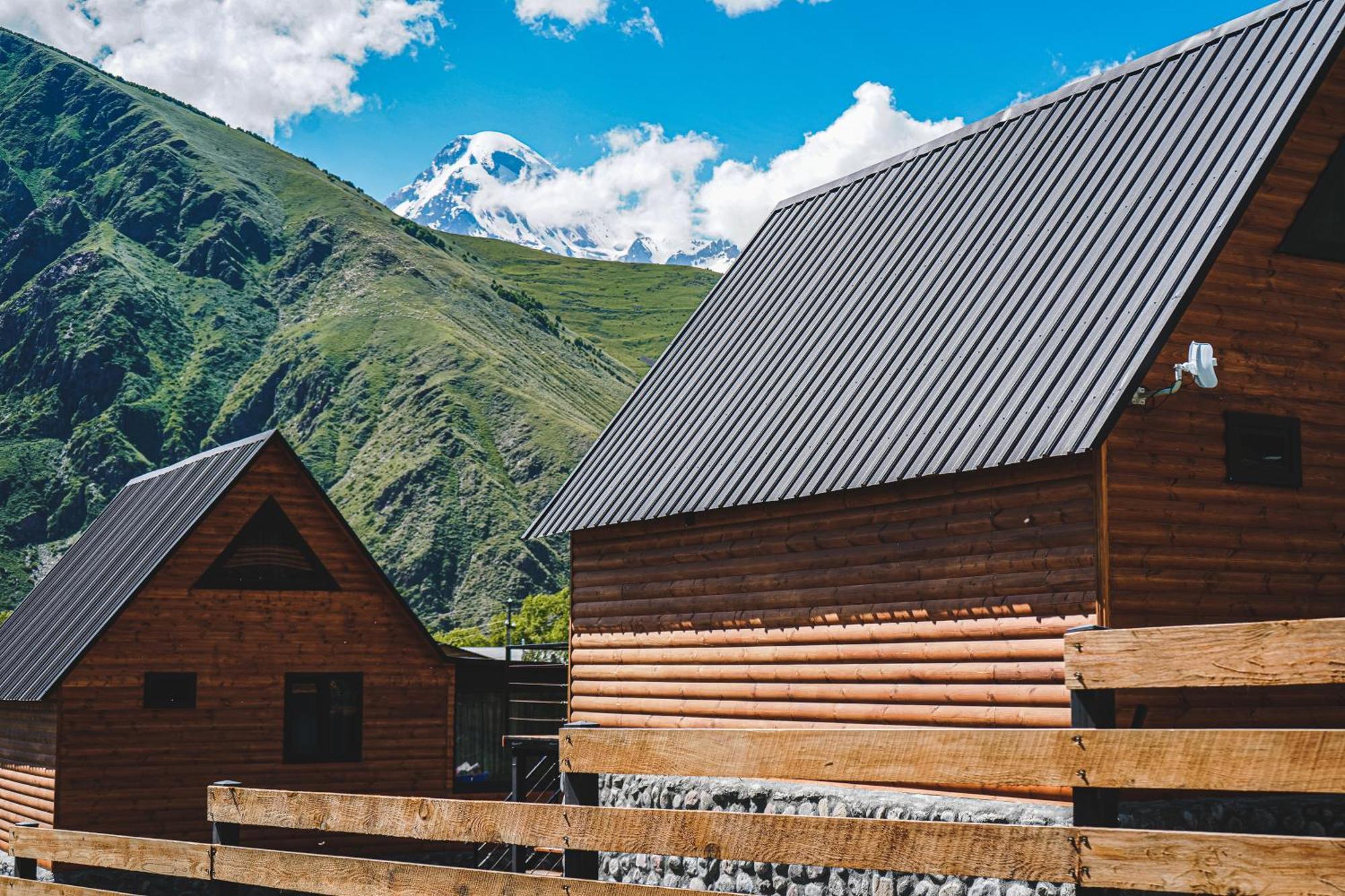 Traveler'S Cottages In Kazbegi Eksteriør billede